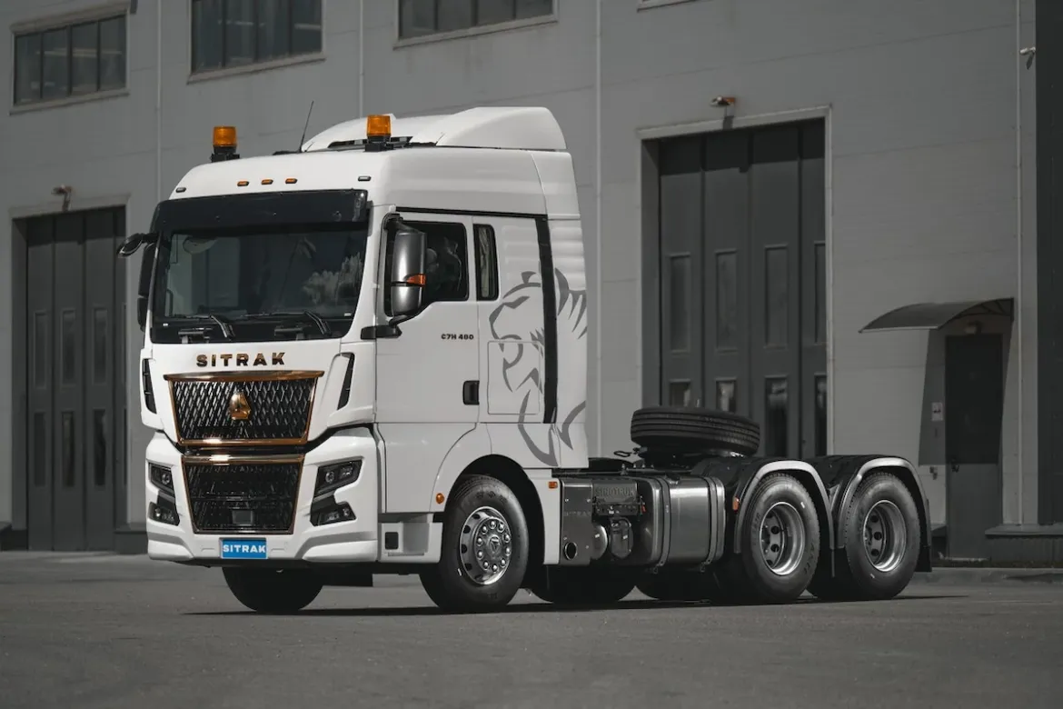 SITRAK C7H MAX 6Х4 (ADR) (ЗАДНЯЯ ПНЕВМАТИЧЕСКАЯ ПОДВЕСКА) купить в липецке SITRAK C7H MAX 6Х4 (ADR) (ЗАДНЯЯ ПНЕВМАТИЧЕСКАЯ ПОДВЕСКА) купить в липецке